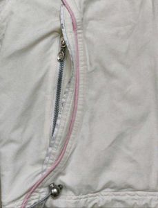 Cozy White Puffer Jacket with Pink Trim and hood