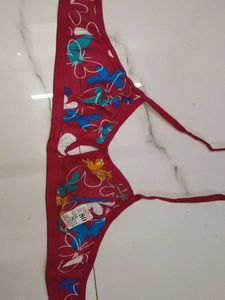 Brand New Pack of 4 Halter Neck Bras  (Size 80/32A