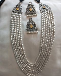 New Arrivals ❤️ Beautiful Pearl Long Neckpeice With Earrings 👌👌👌 TOTALLY NEW ❤️ 💯