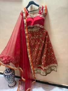 bridal red Embroidered Lehenga Choli Set