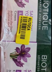 Biotique Saffron Youth Anti-Aging Cream