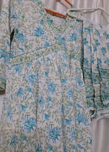 Alia Cut suit