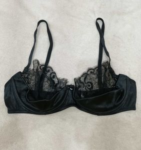 Elegant Black Lace Bra 34B
