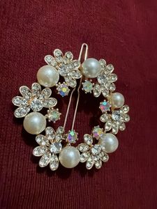 Elegant Pearl &amp; Crystal Hair Clip