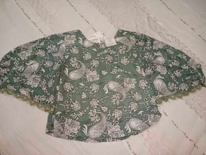 Floral Green Top