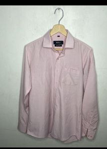 Men's Pink Collared Shirt