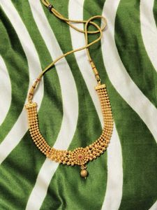 Elegant Gold Necklace Set
