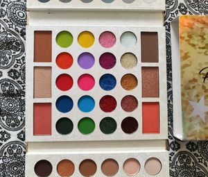 UCANBE EYESHADOW ( Combo )