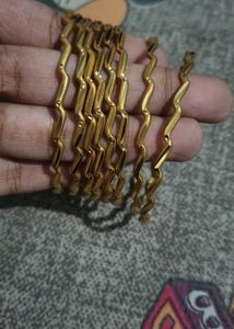 Gold Tone Zig Zag Bangles