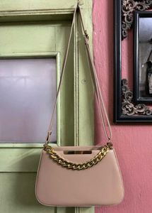 Stylish Chain Detail Shoulder Bag