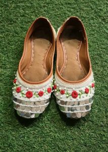 Embellished Juttis &amp; Loafers Set
