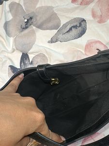 Stylish Black Shoulder Bag