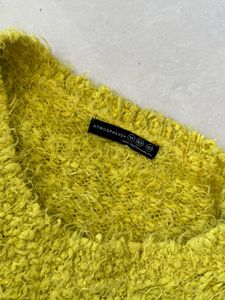 Cute 🎀Cozy Lime Green Fuzzy Sweater