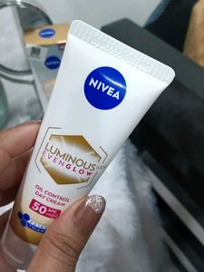 Nivea Luminous EvenGlow Day Cream SPF 50
