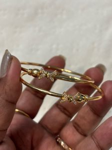 Elegant Gold Bow Bangles with Crystals