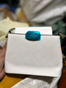 Coach  Latest edition     Stylish sling bag WD box