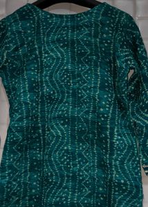 Green Ethnic Kurti | Stylish Print
