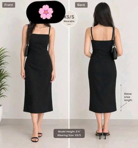 Sleek Black Spaghetti Strap Midi Dress