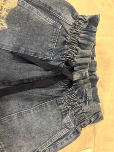embroidery T-shirt and denim combo small