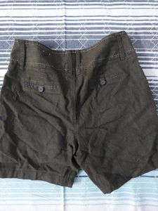 Chic Women's Dark Brown Shorts