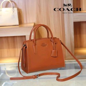 COACHANDREA CARRYALL SHOULDER BAG WD BOX