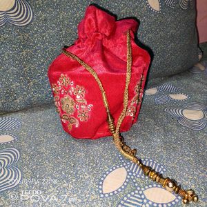 Embellished Drawstring Potli Bag
