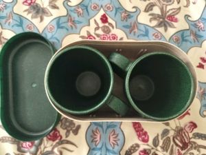 Set of 2 Green Mugs with Box