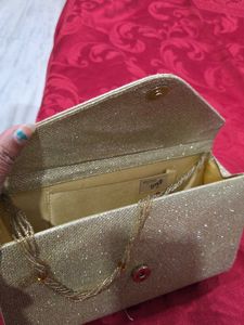 Elegant Glitter Clutch Bag for Special Occasions