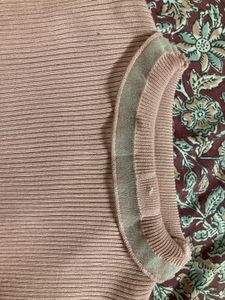 Urbanic Dusty Pink Ribbed Turtleneck Top – Sheer M