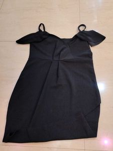 Chic Off-Shoulder Black Mini Dress