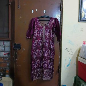 Beautiful Floral Print Kurta Set