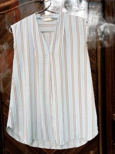 Striped Sleeveless V-Neck Top