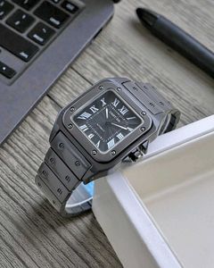 Cartier men watch good quality in low price