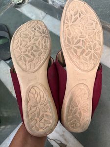Stylish Burgundy Jutti Flats