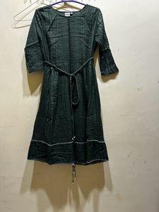 Neerus Green Stripped A-Line Kurta Size XL