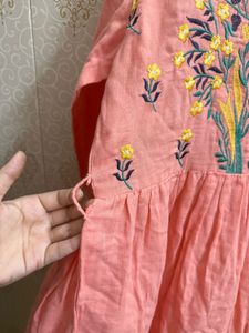 Floral Embroidered Kurta