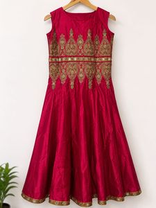 Elegant Magenta Anarkali Set – Excellent Condition