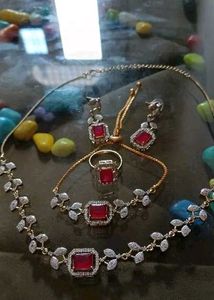Beautiful Alloy Jewellery Set