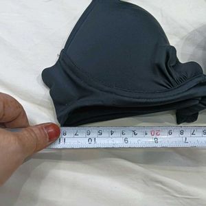🪔 Classic Black Bikini Top