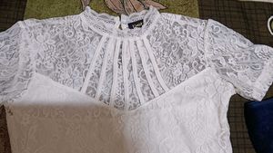 White Lace high necklineTop🐻‍❄️