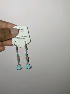 Cute Floral earrings 🩷💙🌸
