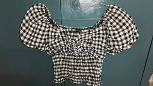 Gingham Puff Sleeve Crop Top