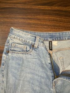 Light Wash High Waisted Jeans