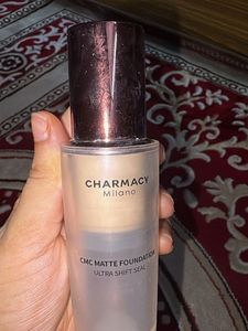 CHARMACY Milano Matte Foundation
