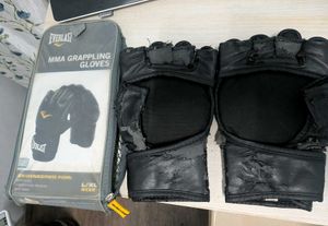 Everlast MMA Grappling gloves + Handwrap