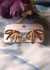 Gold Bow Earrings