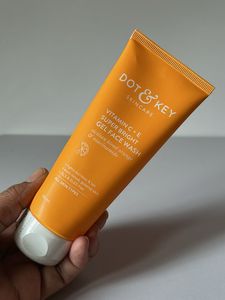 Dot &amp; Key Vitamin C E Face Wash