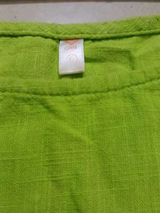 Parrot Green &amp; Black Kurti