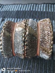 Sparkling Bangle Set