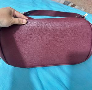 Chic Burgundy Handbag Set